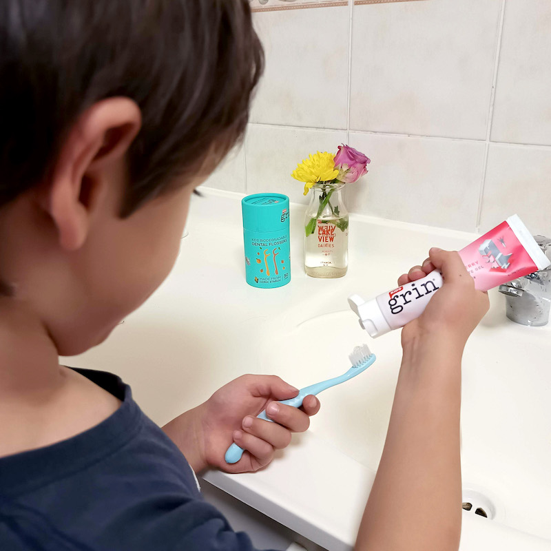 Grin Natural Toothpaste with Fluoride